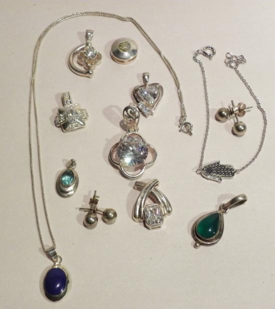 Super Mixed Lot of Twelve Sterling Silver & Stone Set Items of Jewellery 4