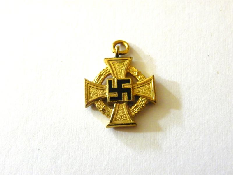 WW2 Era German NSDAP 40 Year Faithful Service Miniature Medal.