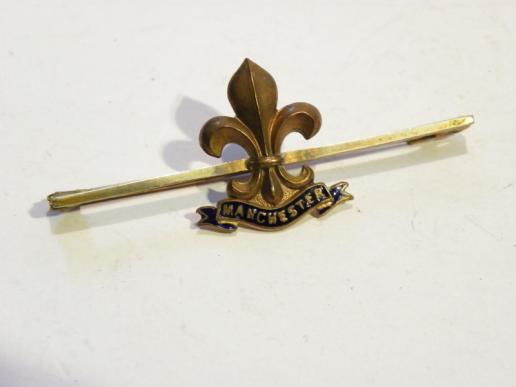 WW2 Manchester Regiment Sweetheart Badge