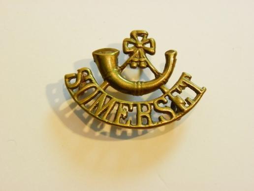 Scarce Somerset Light Infantry VB Shoulder Title.