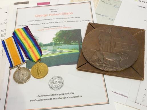 Rare WW1 Plaque & Pair to Trumpeter Ellison Northumberland Yeomanry Hussars.