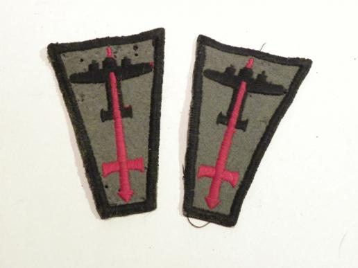 Pair of WW2 1st Anti Aircraft Division Cloth Badges