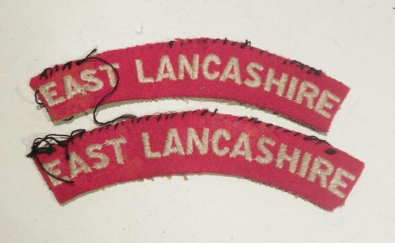 Pair of Vintage Sewn Cloth Shoulder Titles – East Lancashire