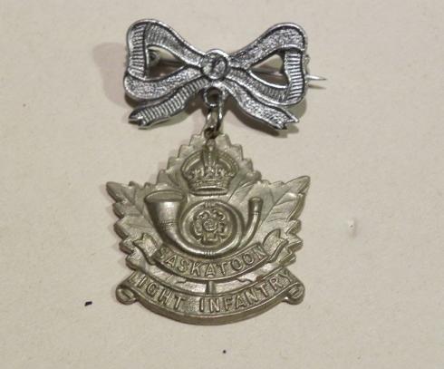 WW2 Era Canadian Saskatoon Light Infantry Sweetheart Brooch