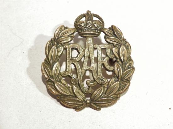 WW2 RAF Cap Badge.