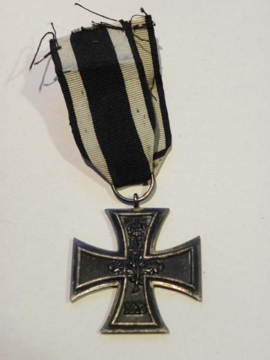 WW1 Iron Cross 2nd Class, with Makers Mark.