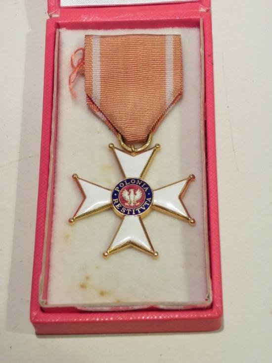 Vintage Polish Order of Polonia Restituta 1944