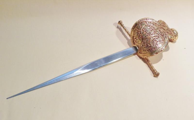 Replica 17th Century Spanish Main-gauche Dagger.