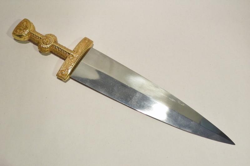 Superb Decorative Gladius Type Dagger.