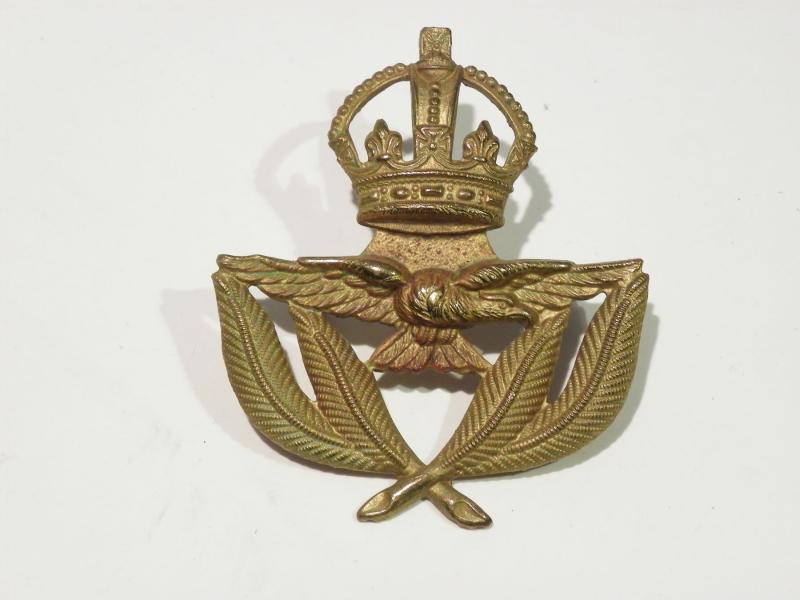 RAF 1st Pattern Service Cap Badge.