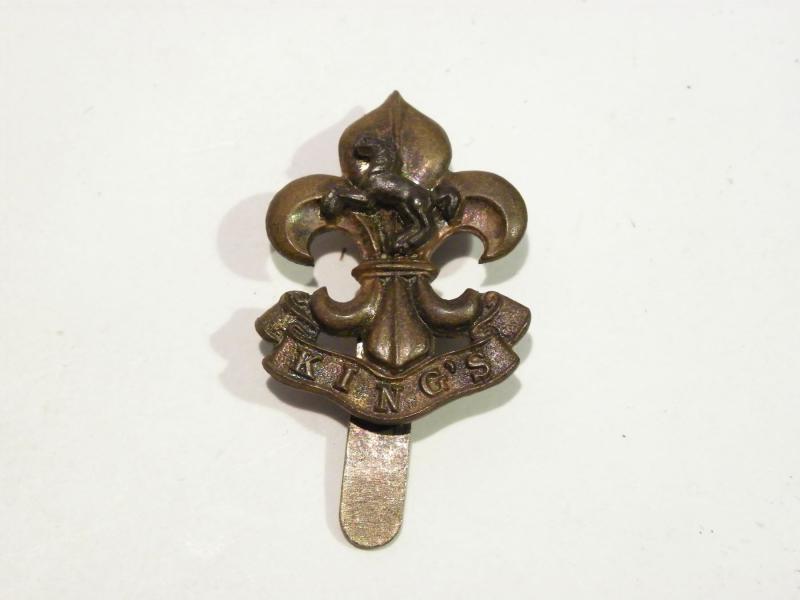 Kings Regiment Beret Badge.