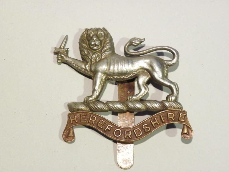 WW2 Era Herefordshire (Territorial) Regiment Cap Badge.