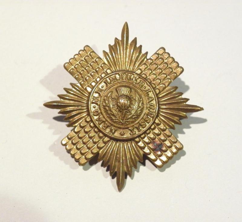 WW1-2 Scots Guards Cap Badge.