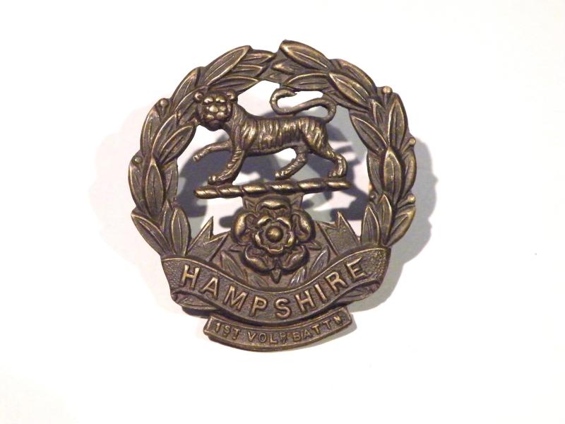 WW1 Era Hampshire regiment Officer’s Cap Badge.