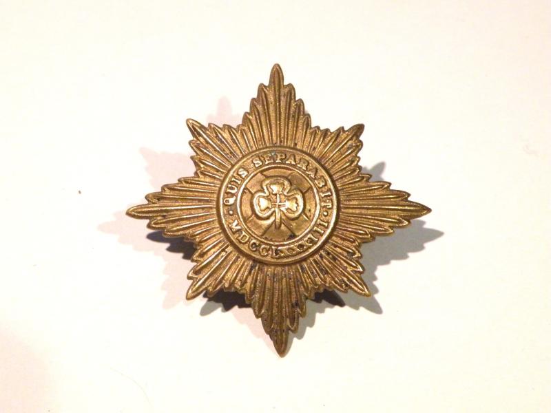 WW1 Era Irish Guards Cap Badge.