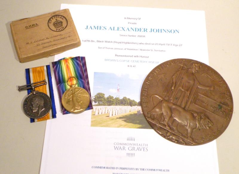 WW1 Memorial Plaque & Pair to Johnson 1/7th Black Watch.