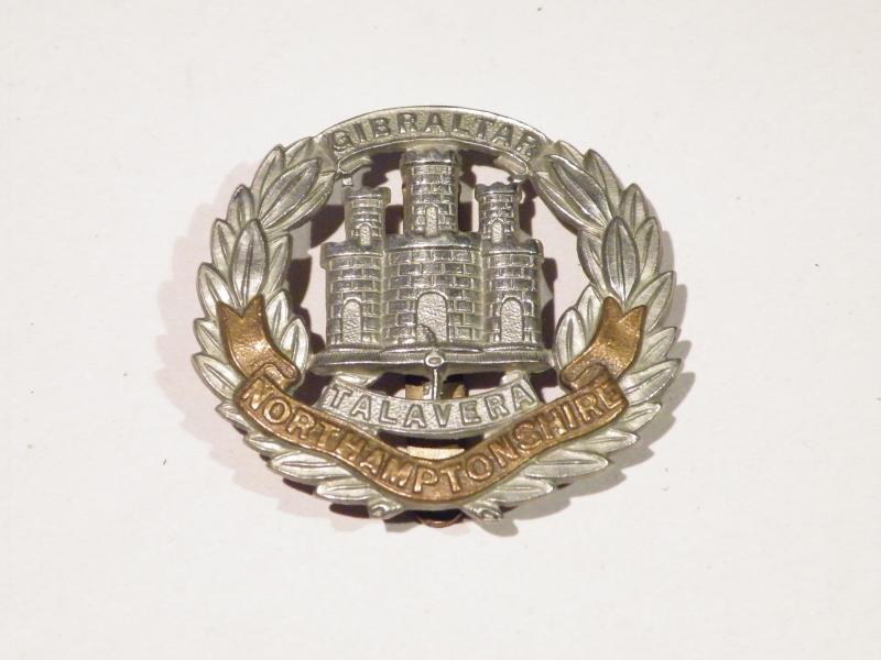 WW2 Era Northamptonshire Regiment Cap Badge.