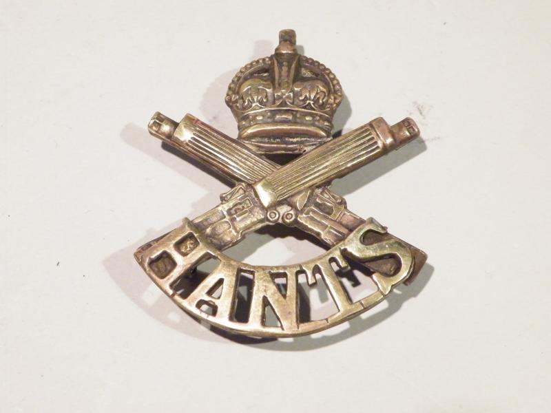 Rare Hampshire Machine Gun Corps Cap Badge.