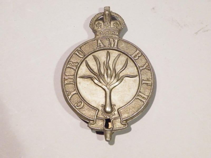 WW1 Era Welsh Guards Puggaree Badge.