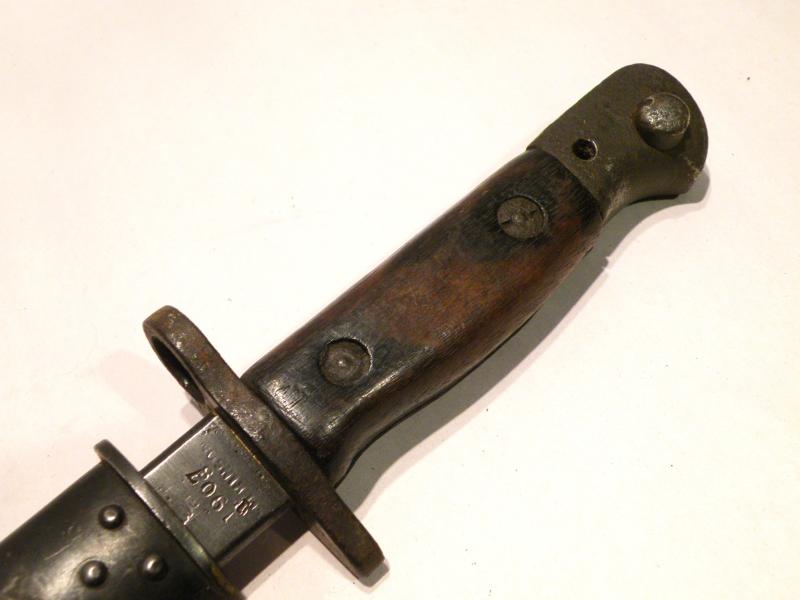 WW1 British 1907 Mk1 SMLE Bayonet by Sanderson.