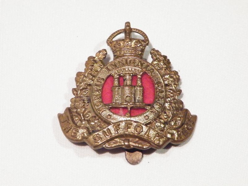 Suffolk Regiment Officers Cap Badge.