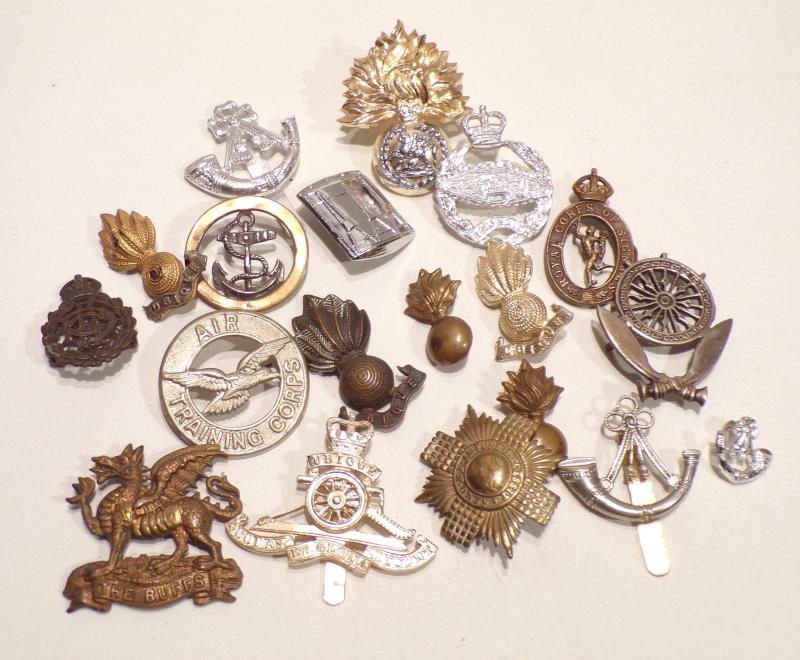 Collection of 18 Mixed Vintage Cap Badges