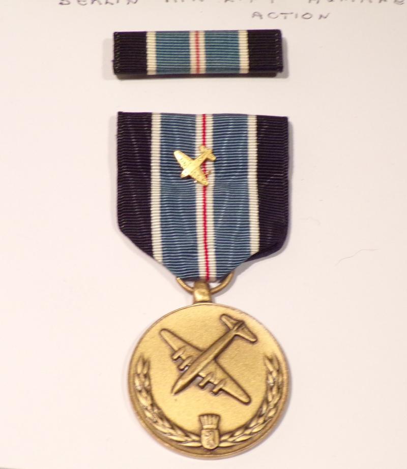 Vintage USA Berlin Air-Lift Humane Action Medal