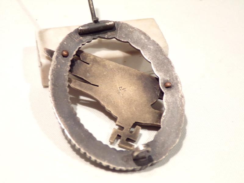 WW2 German Luftwaffe Paratroopers Badge by Brüder Schneider.