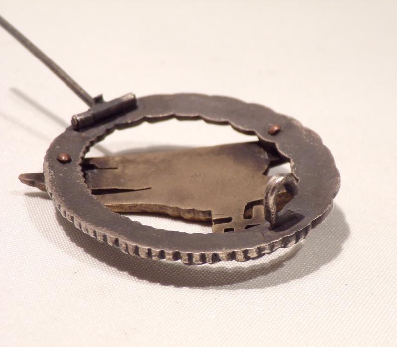 WW2 German Luftwaffe Paratroopers Badge by Brüder Schneider.