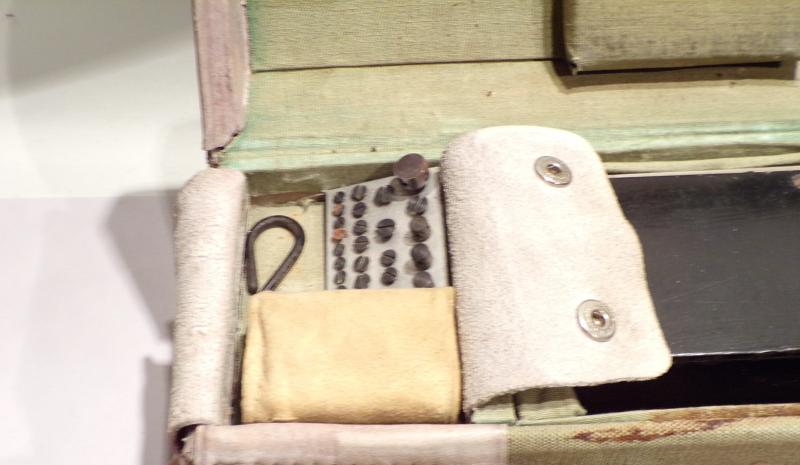 WW2 No3 B677 Gap Measurer in Case.