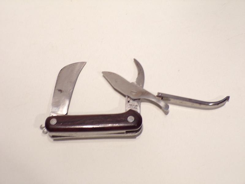 Vintage Ibberson Double Sharp Gardeners Folding Knife.