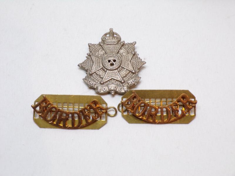 Border Regiment Badge Set.