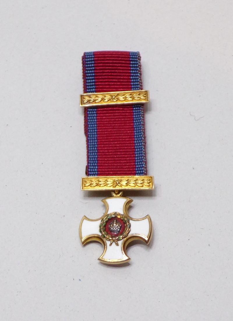 Victorian Distinguished Service Order.