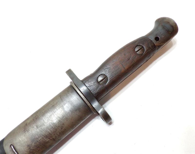 WW1 British 1907 Mk1 SMLE Bayonet by Sanderson.