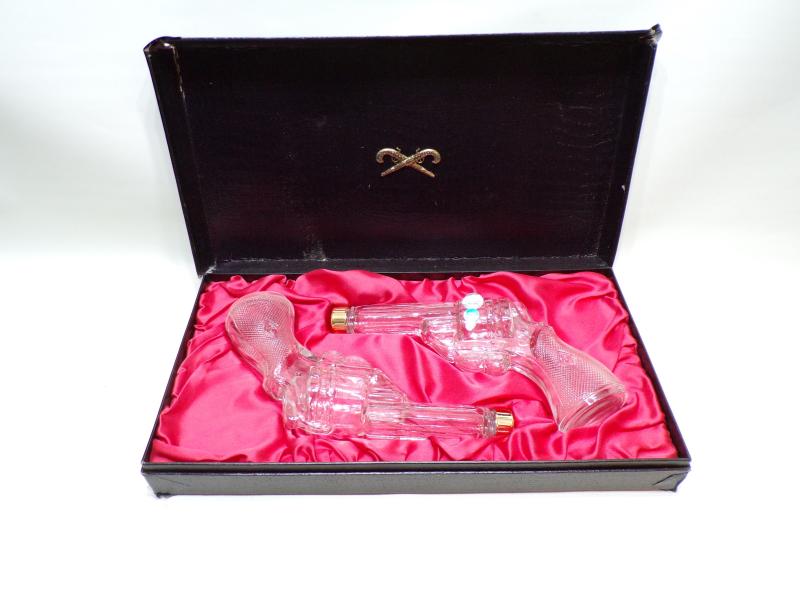 Pair Vintage Austrian Glass Pistol Sweet/Liquor Flasks.