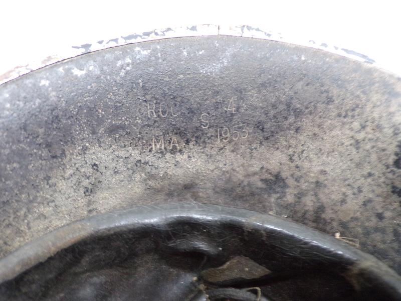 1945 Pattern Helmet Camo Paint.