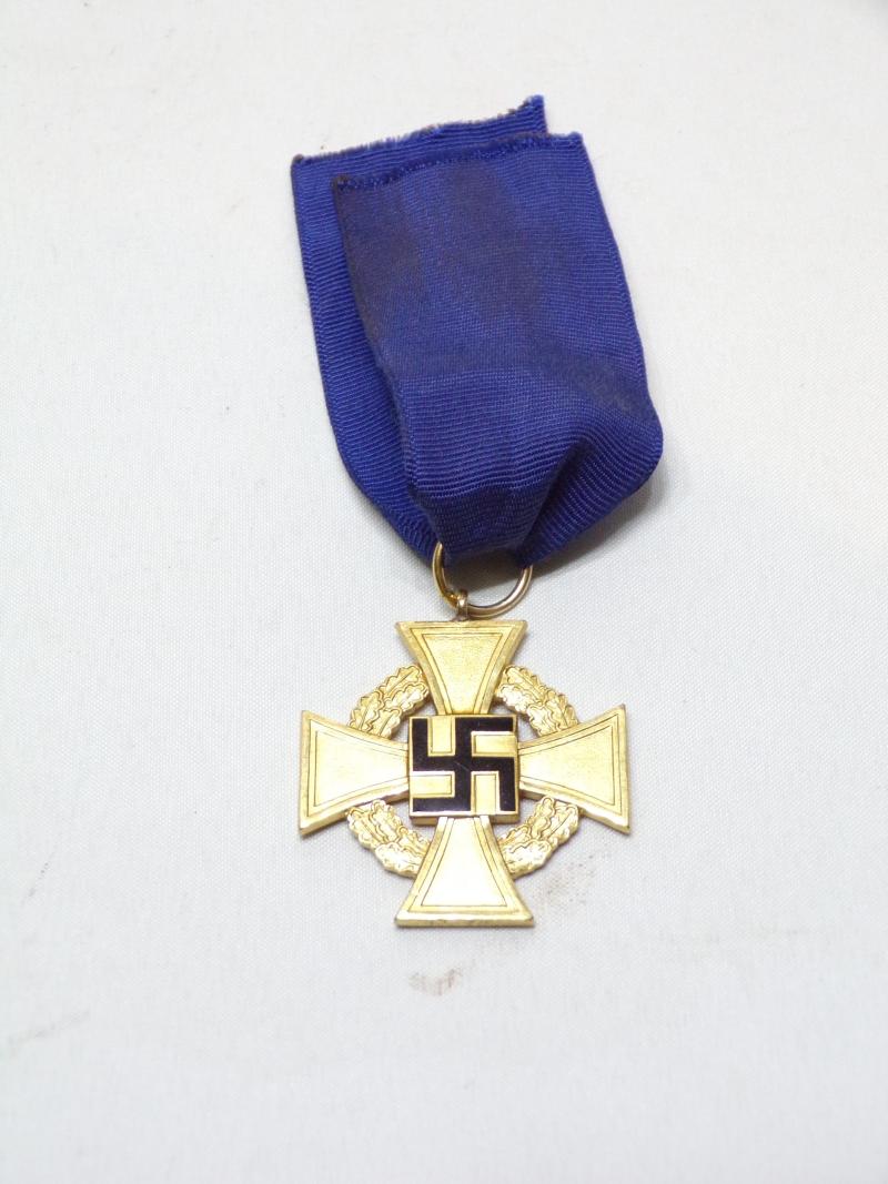 WW2 German NSDAP 40 Year Faithfull Service Medal.