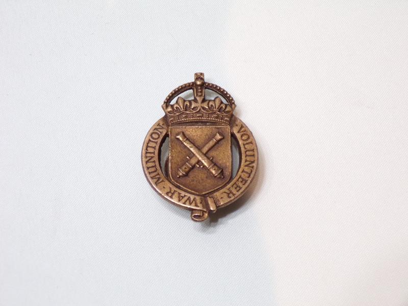 Scarce WW1 War Munitions Volunteer Badge by Gaunt