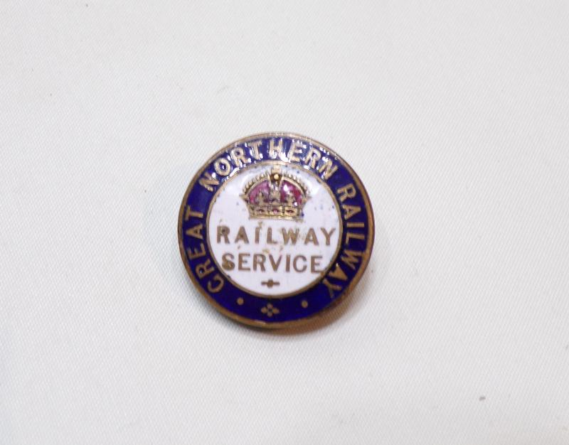 Scarce Original WW1 Great Northern Railway Service Badge